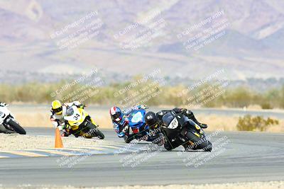 media/Jan-16-2022-CVMA (Sun) [[7f3d92989d]]/Race 8 Supersport Shootout/